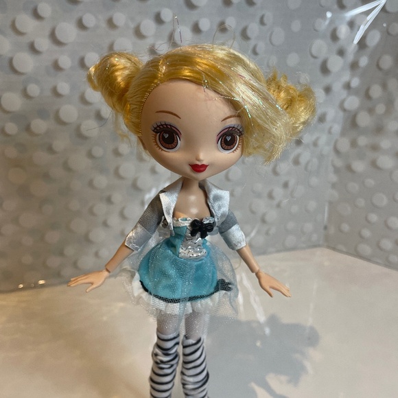 Kuu Kuu Harajuku Doll - G doll - Picture 2 of 11